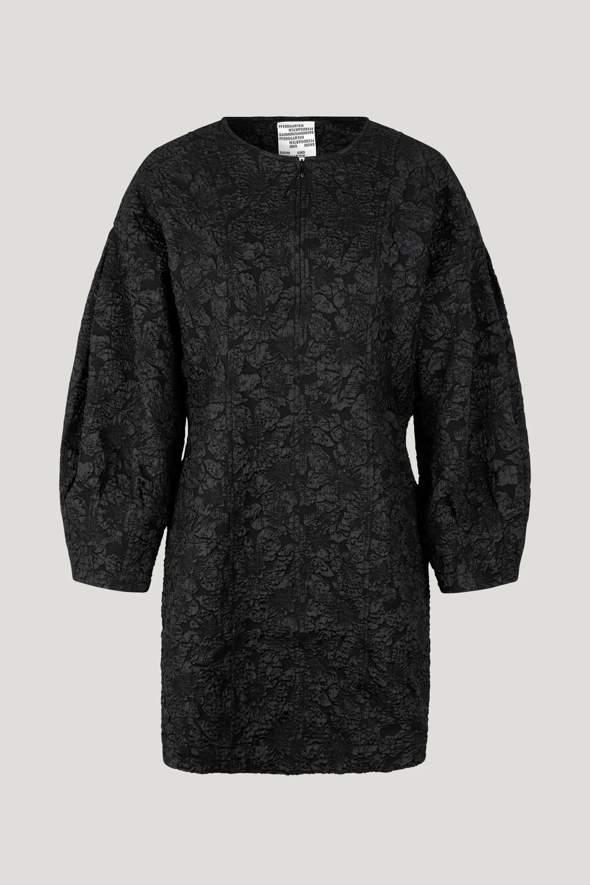 AMYRA | Black