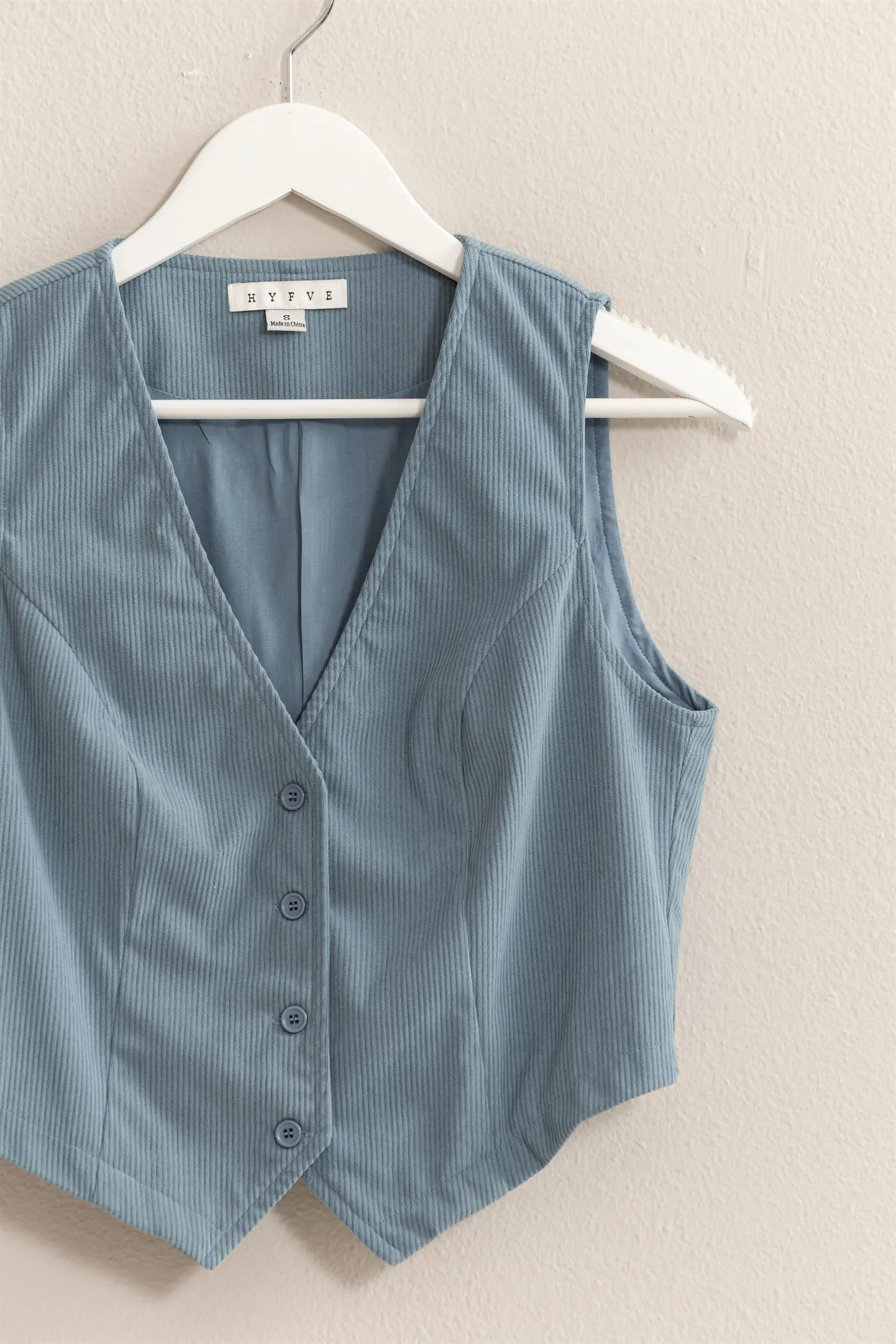 HF24F290-V-NECK BUTTONED CORDUROY VEST