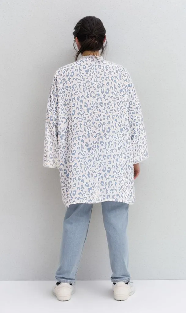 R206344 - Leopard Print Chiffon Kimono - White & Blue