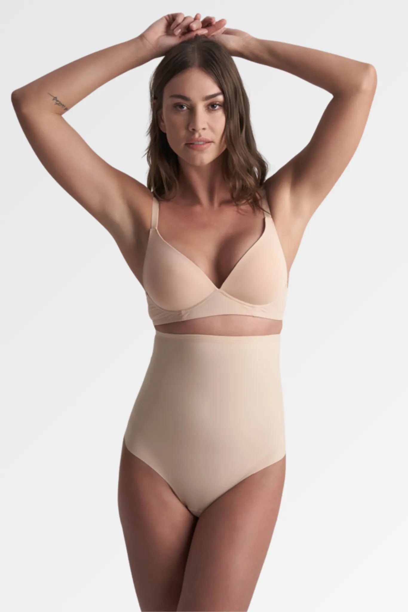 Sculpting High Waist Thong